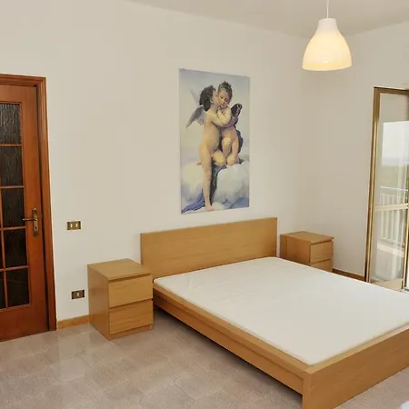 Magnolia Apartment